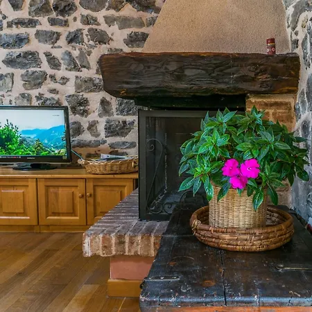 Апартаменты Open Space Penthouse Im Schloss Mit Seeblick By Interhome