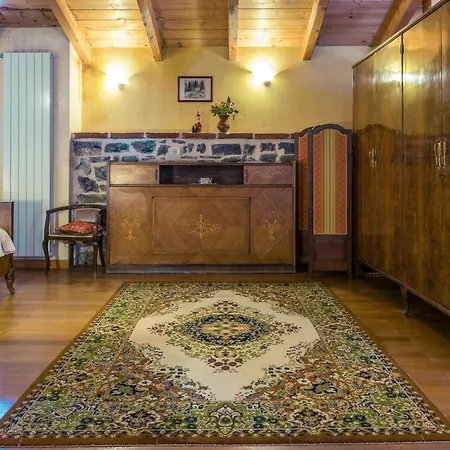 Open Space Penthouse Im Schloss Mit Seeblick By Interhome * Рива-ди-Сольто