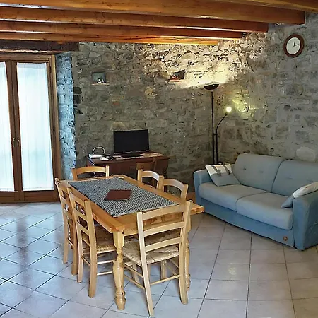 Апартаменты Open Space Penthouse Im Schloss Mit Seeblick By Interhome