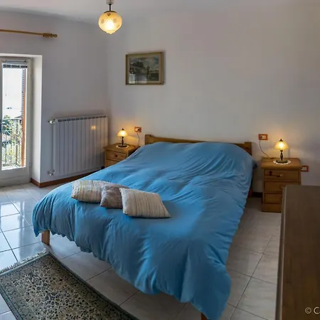 Open Space Penthouse Im Schloss Mit Seeblick By Interhome