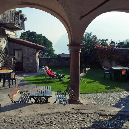 Open Space Penthouse Im Schloss Mit Seeblick By Interhome *
